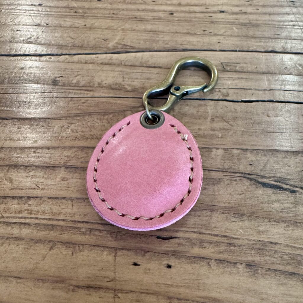 信州安曇野産のマコモ、2種の特殊鉱石、信楽陶土を使って焼き上げた電磁波対策グッズ。マイナスイオンに包まれます